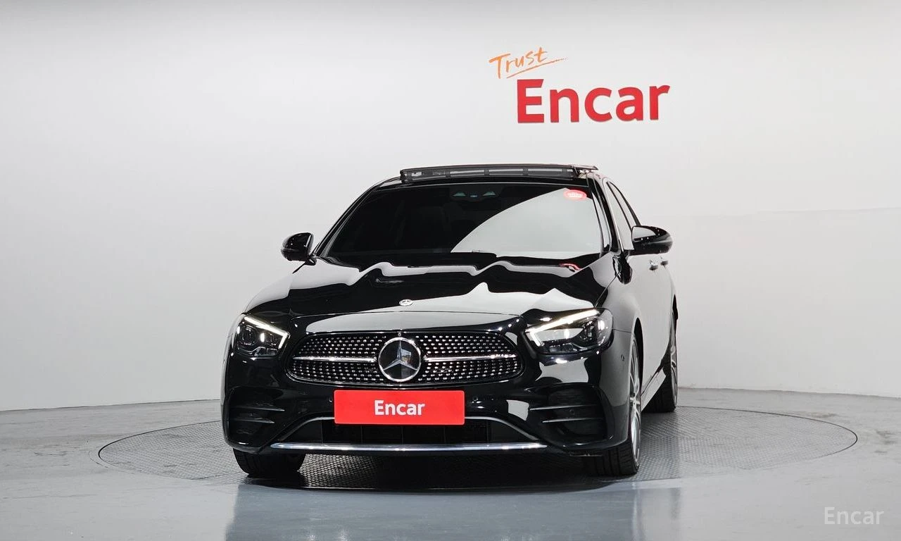Mercedes-Benz E 350 4MATIC* AMG-LINE* DISTRONIC* 360CAM* DRIVE-ASSIST*, снимка 2 - Автомобили и джипове - 54714565