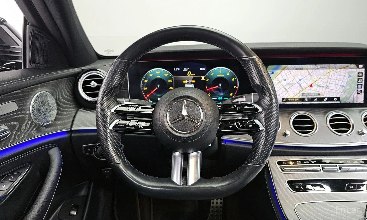 Mercedes-Benz E 350 4MATIC* AMG-LINE* DISTRONIC* 360CAM* DRIVE-ASSIST*, снимка 6 - Автомобили и джипове - 54714565