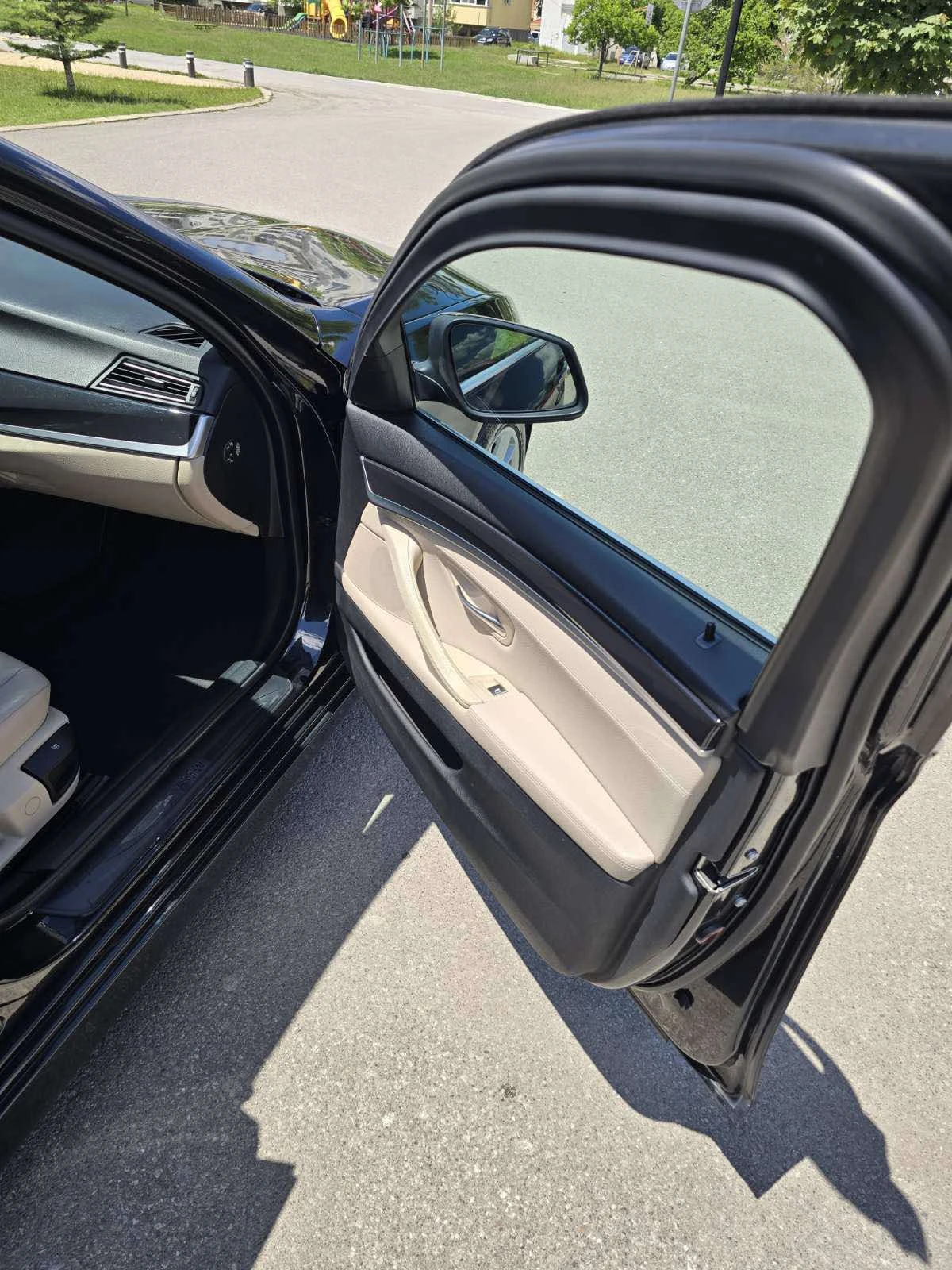 BMW 520, снимка 13 - Автомобили и джипове - 54877621