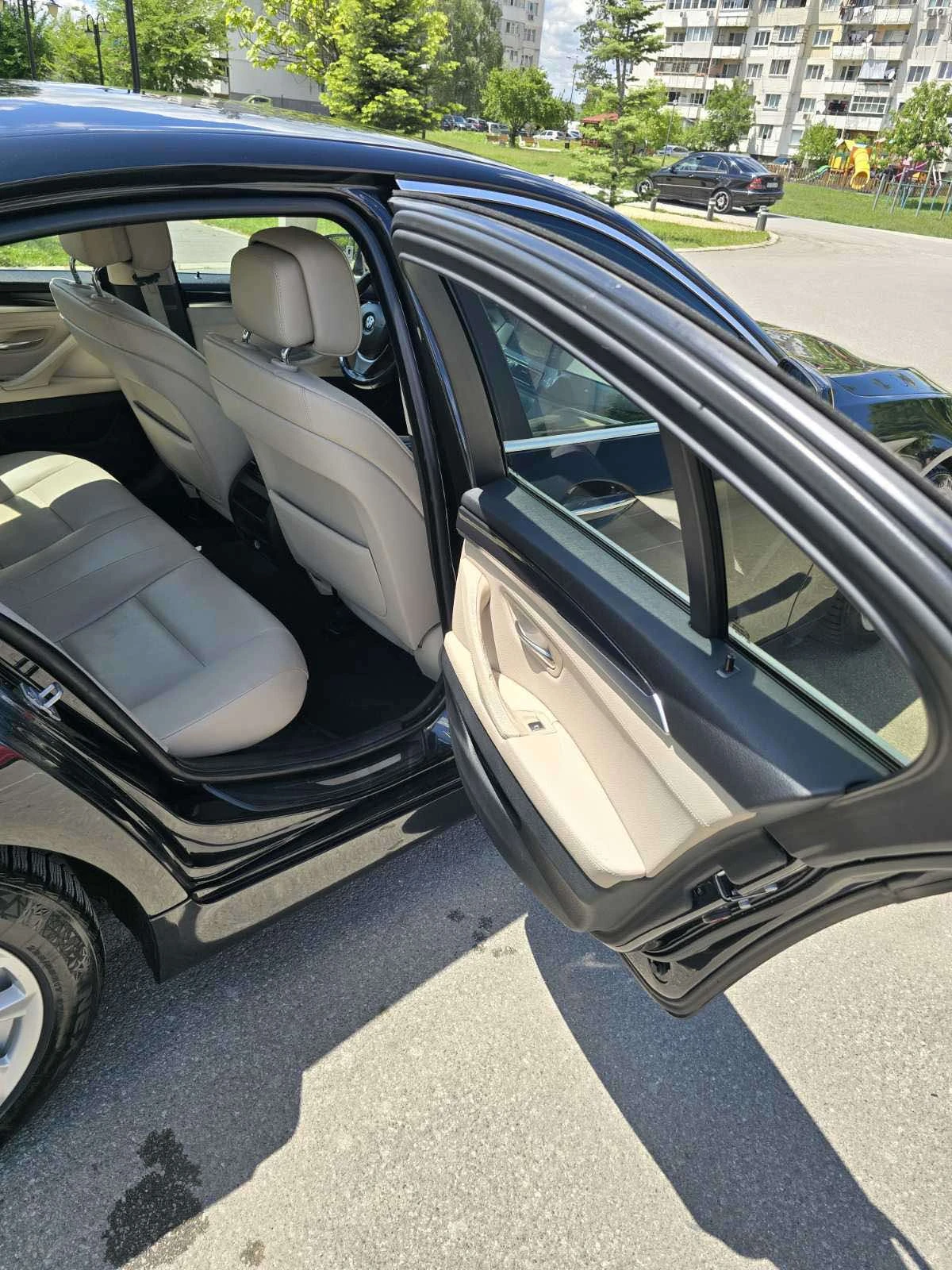 BMW 520, снимка 12 - Автомобили и джипове - 54877621