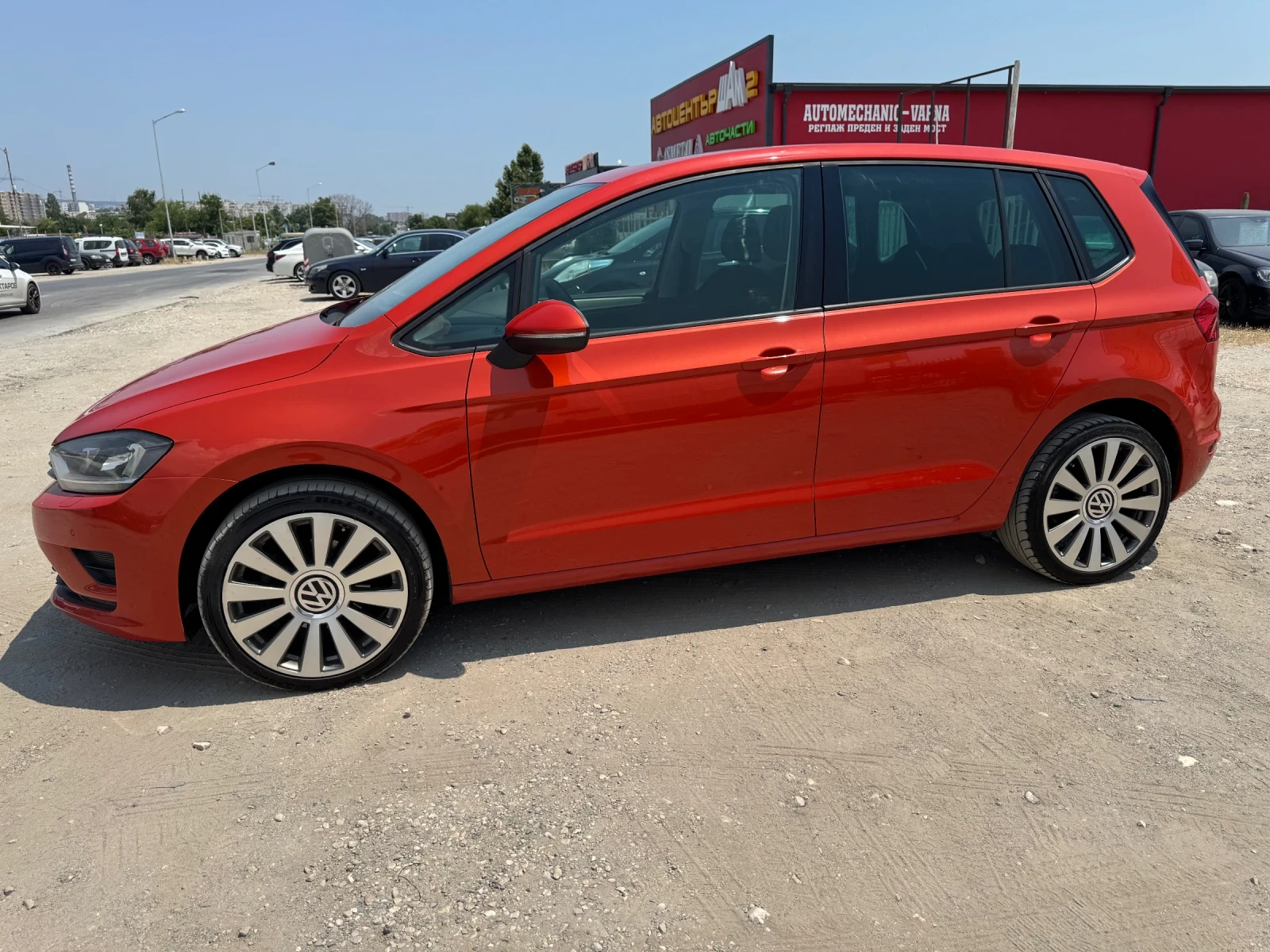 VW Sportsvan 2.0 TDI DSG LIFE, снимка 3 - Автомобили и джипове - 55121565
