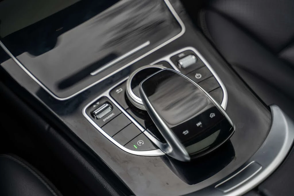Mercedes-Benz C 300 4MATIC | Sport pack | Panorama, снимка 11 - Автомобили и джипове - 55480877