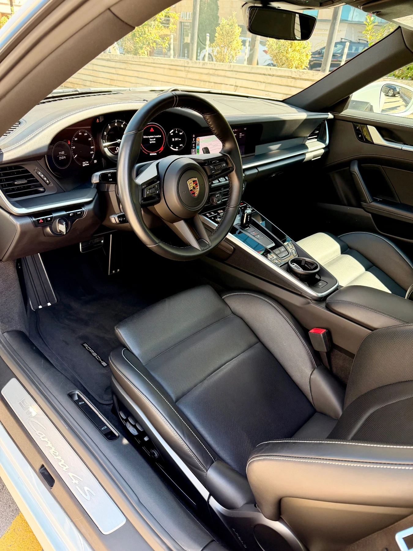 Porsche 911 992 4S, снимка 9 - Автомобили и джипове - 55502390