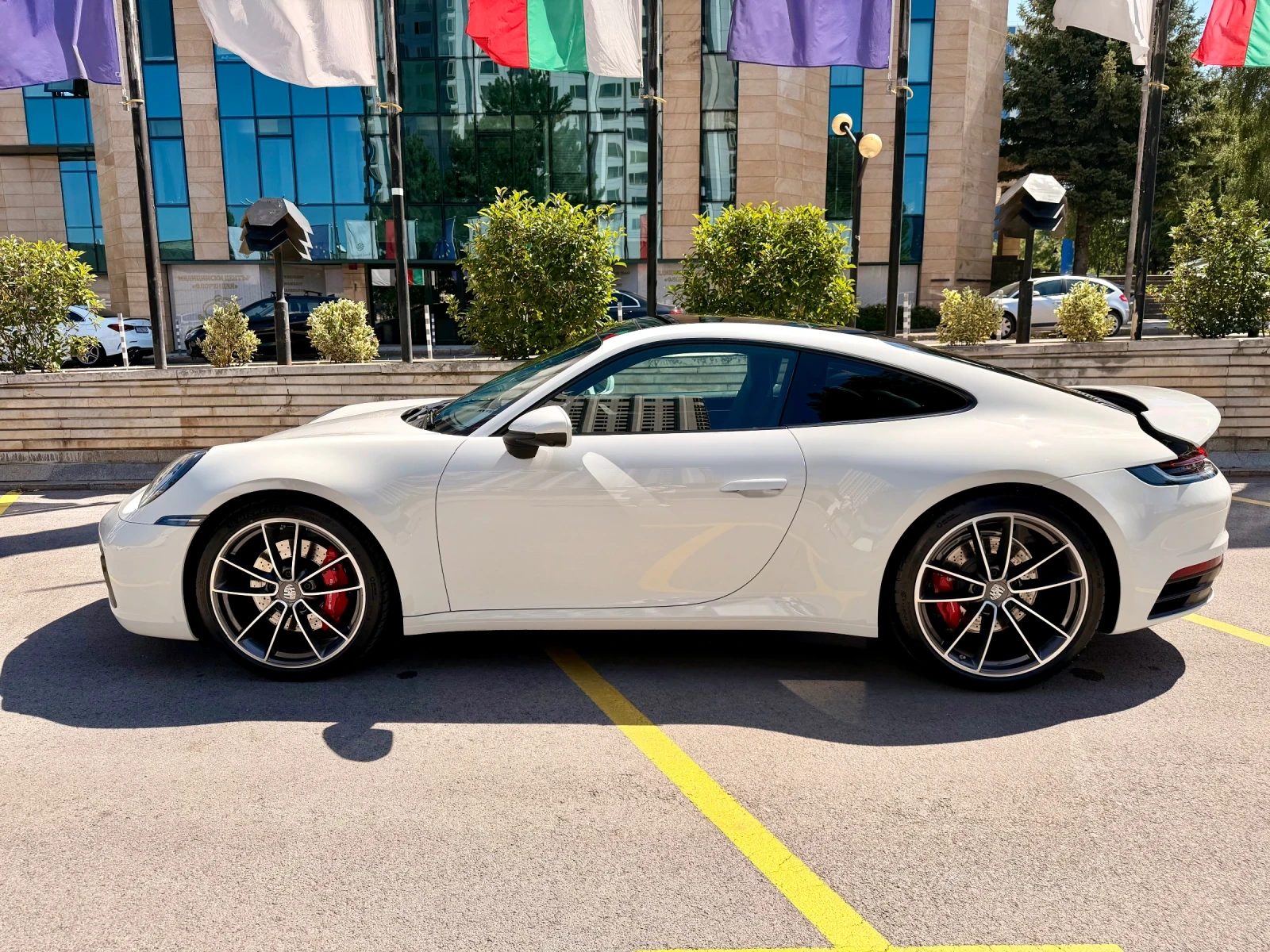 Porsche 911 992 4S, снимка 4 - Автомобили и джипове - 55502390