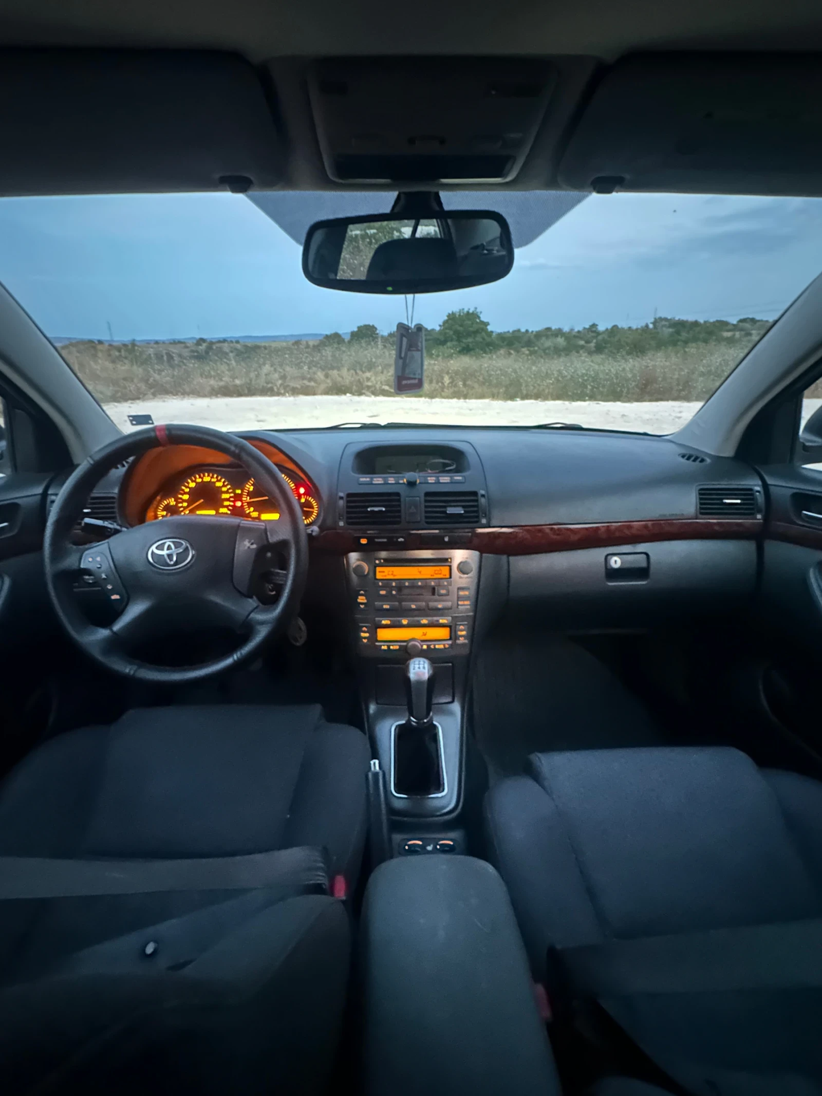 Toyota Avensis, снимка 7 - Автомобили и джипове - 55792911