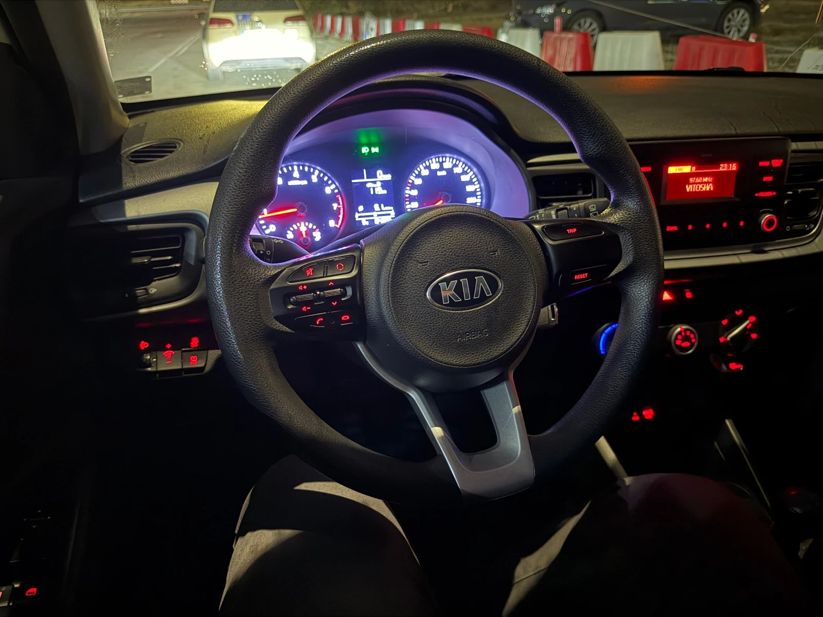 Kia Rio 1.25i, снимка 15 - Автомобили и джипове - 56454822