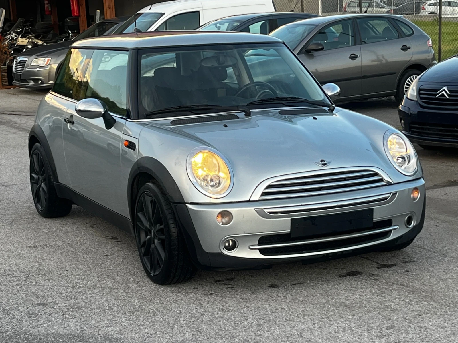 Mini Cooper, снимка 2 - Автомобили и джипове - 56204904