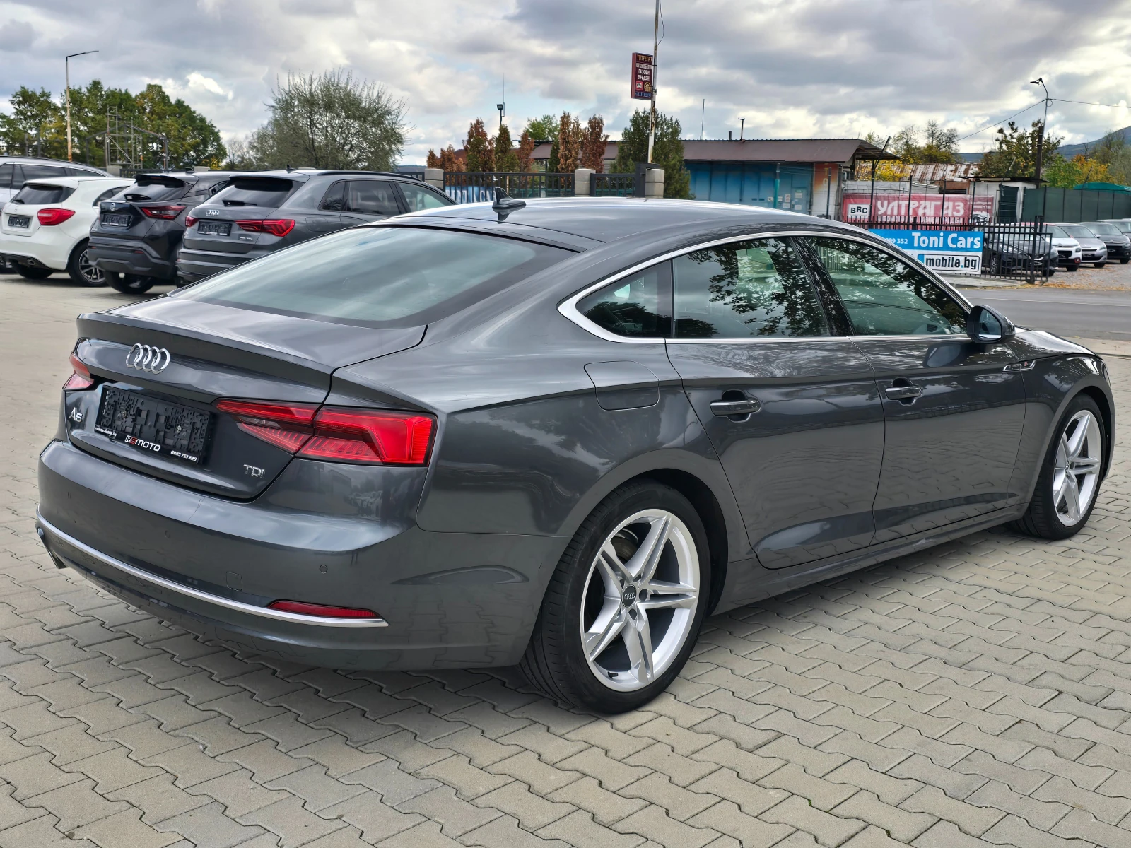 Audi A5 2.0 TDI, S-Line, Virtual, Matrix!, снимка 3 - Автомобили и джипове - 56718002