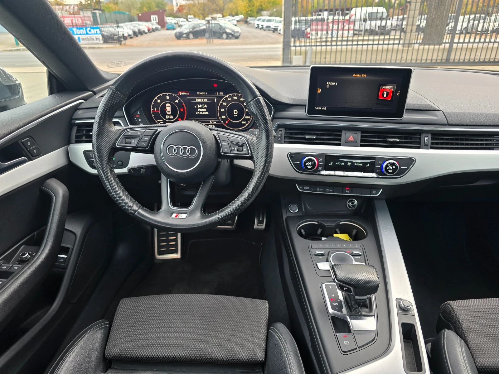 Audi A5 2.0 TDI, S-Line, Virtual, Matrix!, снимка 11 - Автомобили и джипове - 56718002