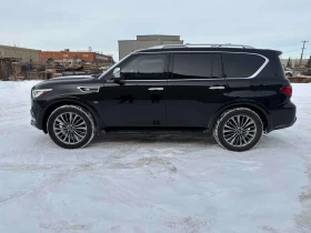 Infiniti QX80 7 Passenger / CARFAX / BOSE / DISTRONIC  , снимка 2