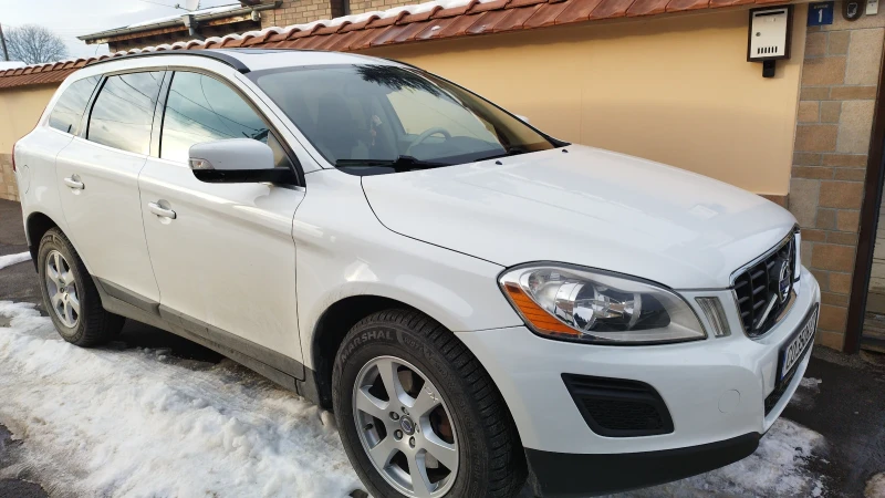 Volvo XC60, снимка 2 - Автомобили и джипове - 48556265