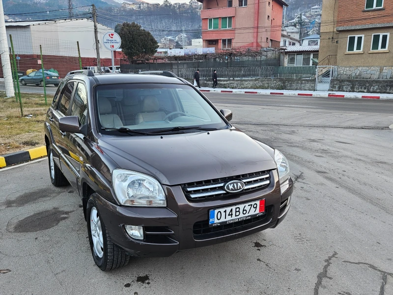 Kia Sportage 2.0 GAZ/4X4/KOJA/KLIMATRONIK, снимка 10 - Автомобили и джипове - 48563510