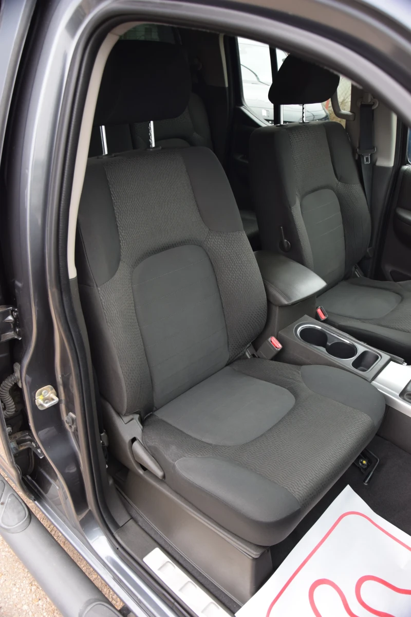 Nissan Navara 2.5D с Хардтоп , снимка 12 - Автомобили и джипове - 53276383