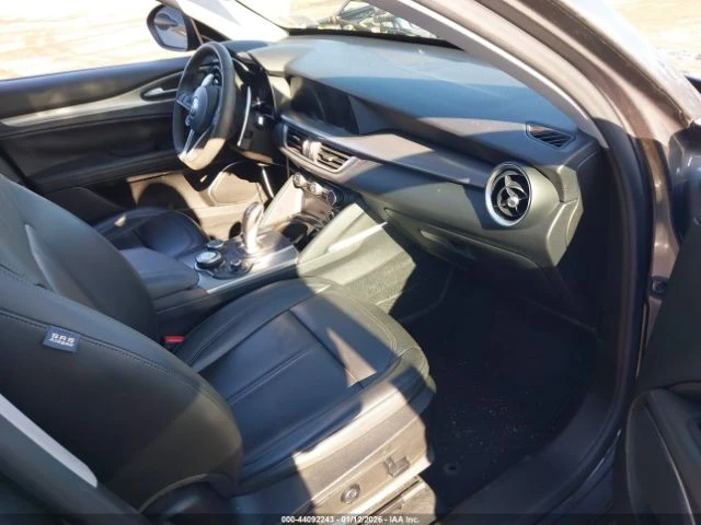 Alfa Romeo Stelvio SPORT AWD* MEMORY* KEYLESS* �������*  | Mobile.bg � ����������� 11