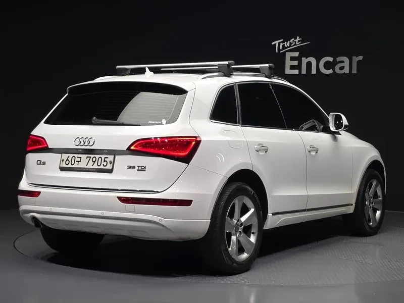 Audi Q5 3.0 TDI Quattro, снимка 2 - Автомобили и джипове - 55130861