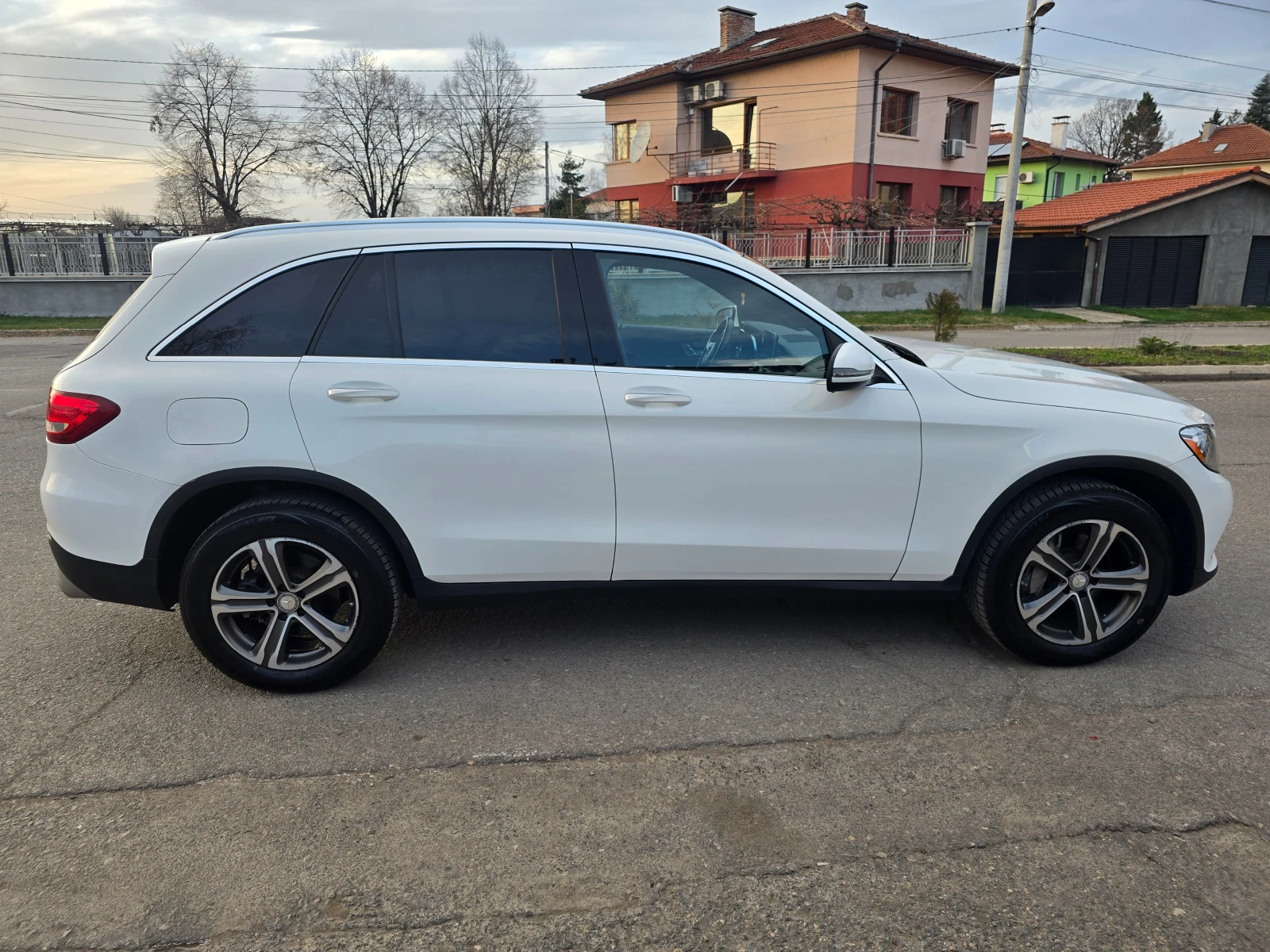 Mercedes-Benz GLC 300 4 Matic 2017 - изображение 2