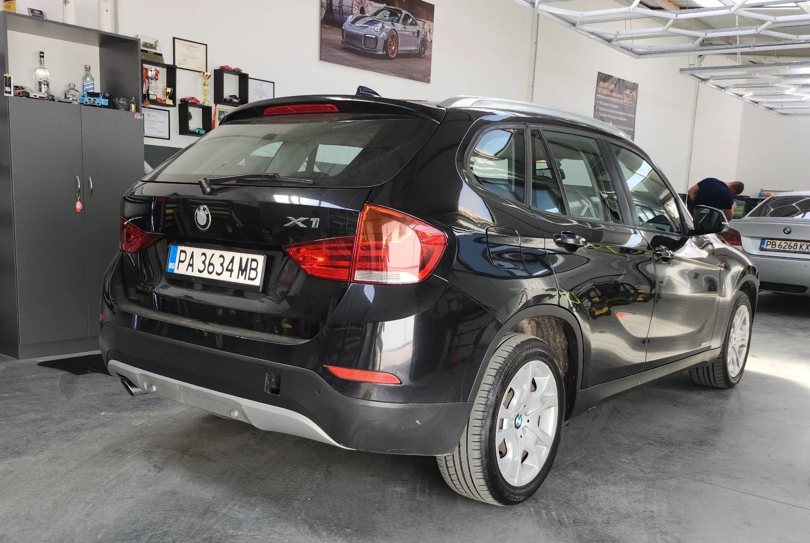 BMW X1 118d - изображение 3