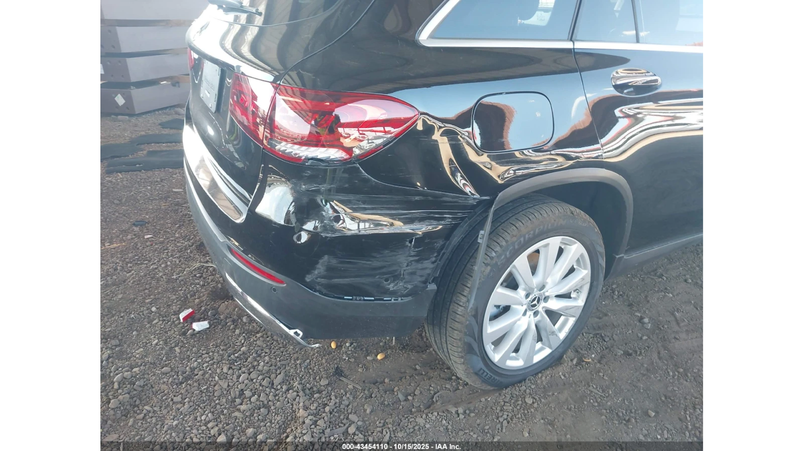 Mercedes-Benz GLC 300  - изображение 6