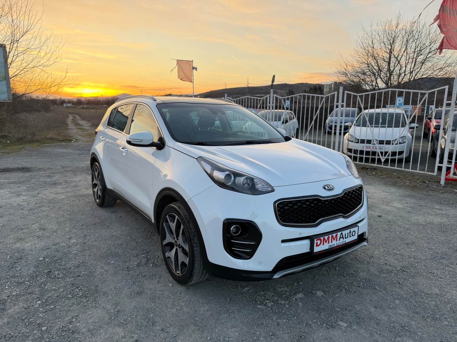 Kia Sportage АВТОМАТИК / БЕНЗИН / 4Х4 / ЕВРО6 / CARPLAY / WAZE, снимка 3 - Автомобили и джипове - 53772256