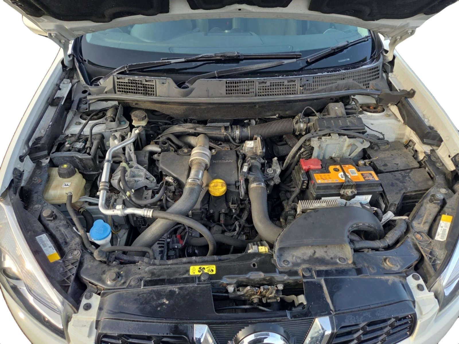 Nissan Qashqai Десен Волан, снимка 8 - Автомобили и джипове - 54071471