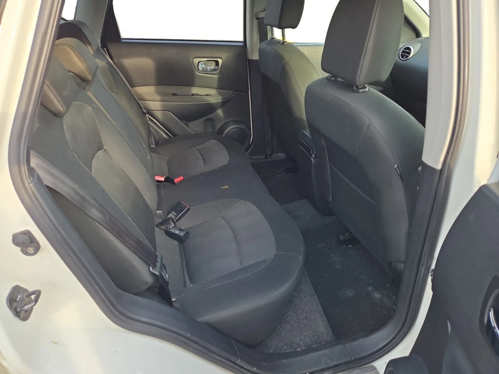 Nissan Qashqai Десен Волан, снимка 10 - Автомобили и джипове - 54071471