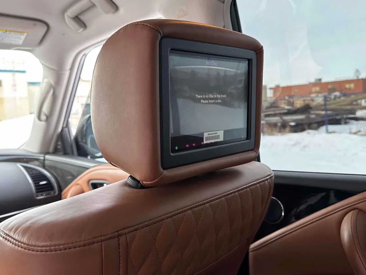 Infiniti QX80 7 Passenger / CARFAX / BOSE / DISTRONIC   | Mobile.bg � ����������� 12