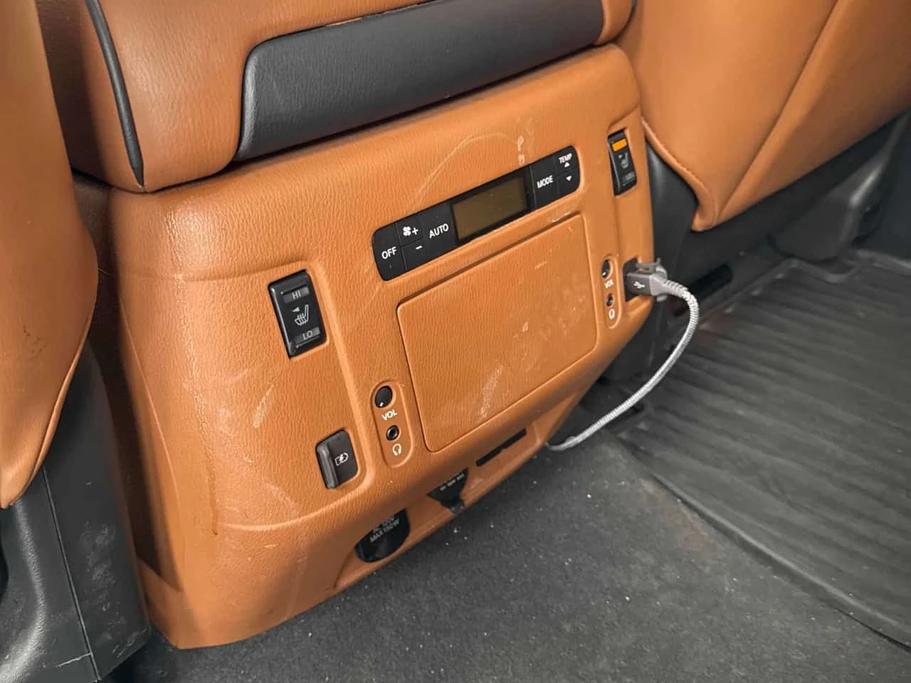 Infiniti QX80 7 Passenger / CARFAX / BOSE / DISTRONIC   | Mobile.bg � ����������� 11