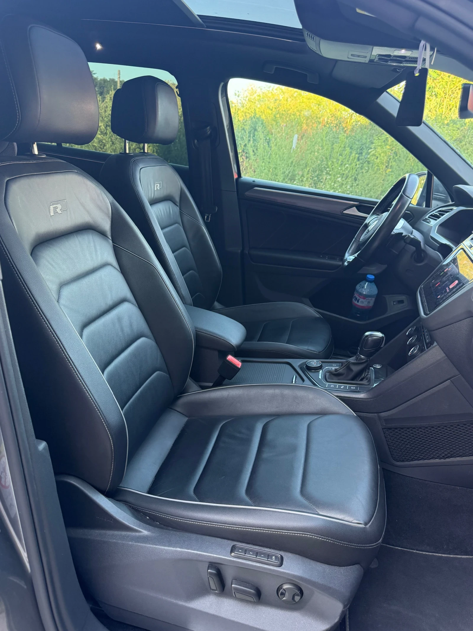 VW Tiguan RLine BiTDi DSG, снимка 10 - Автомобили и джипове - 55578723