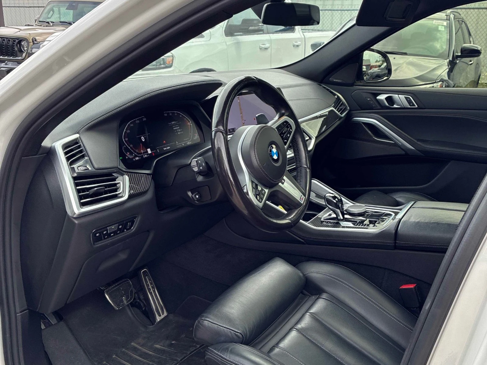BMW X6 xDrive40i * HUD * 360 * АвтоКредит * (ЦЕНА ДО БГ), снимка 7 - Автомобили и джипове - 55591875