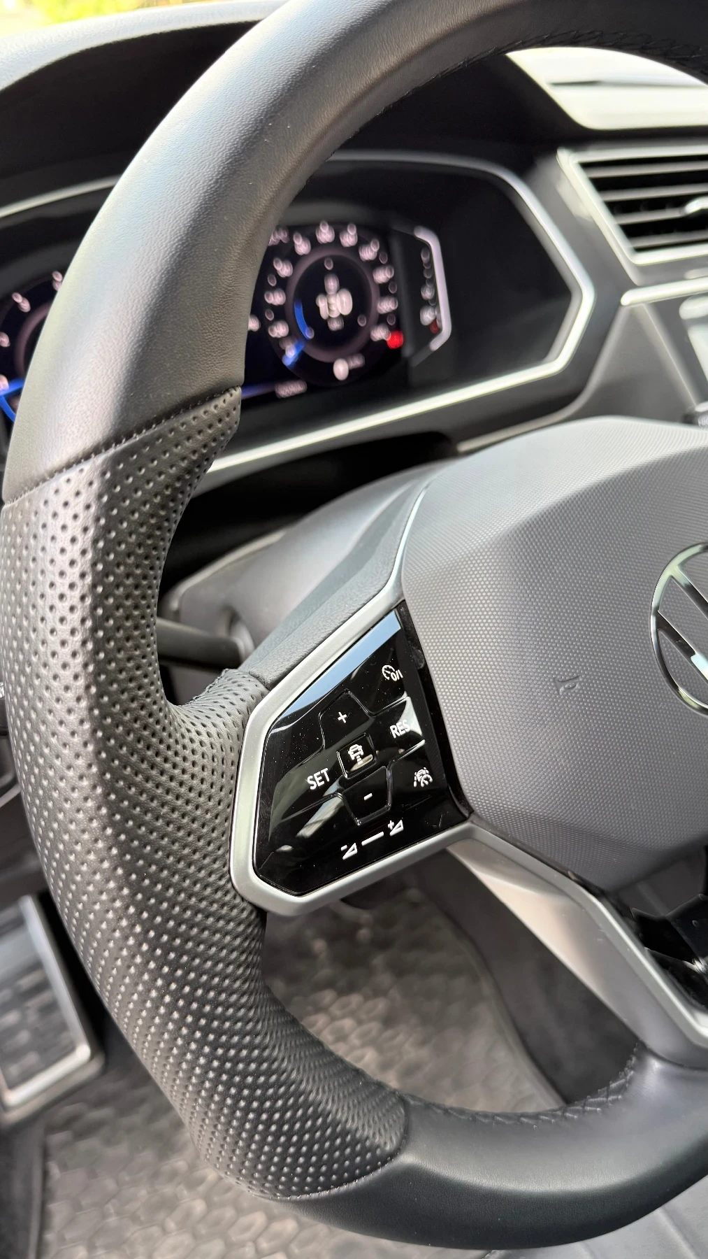 VW Tiguan Allspace, снимка 8 - Автомобили и джипове - 55617691