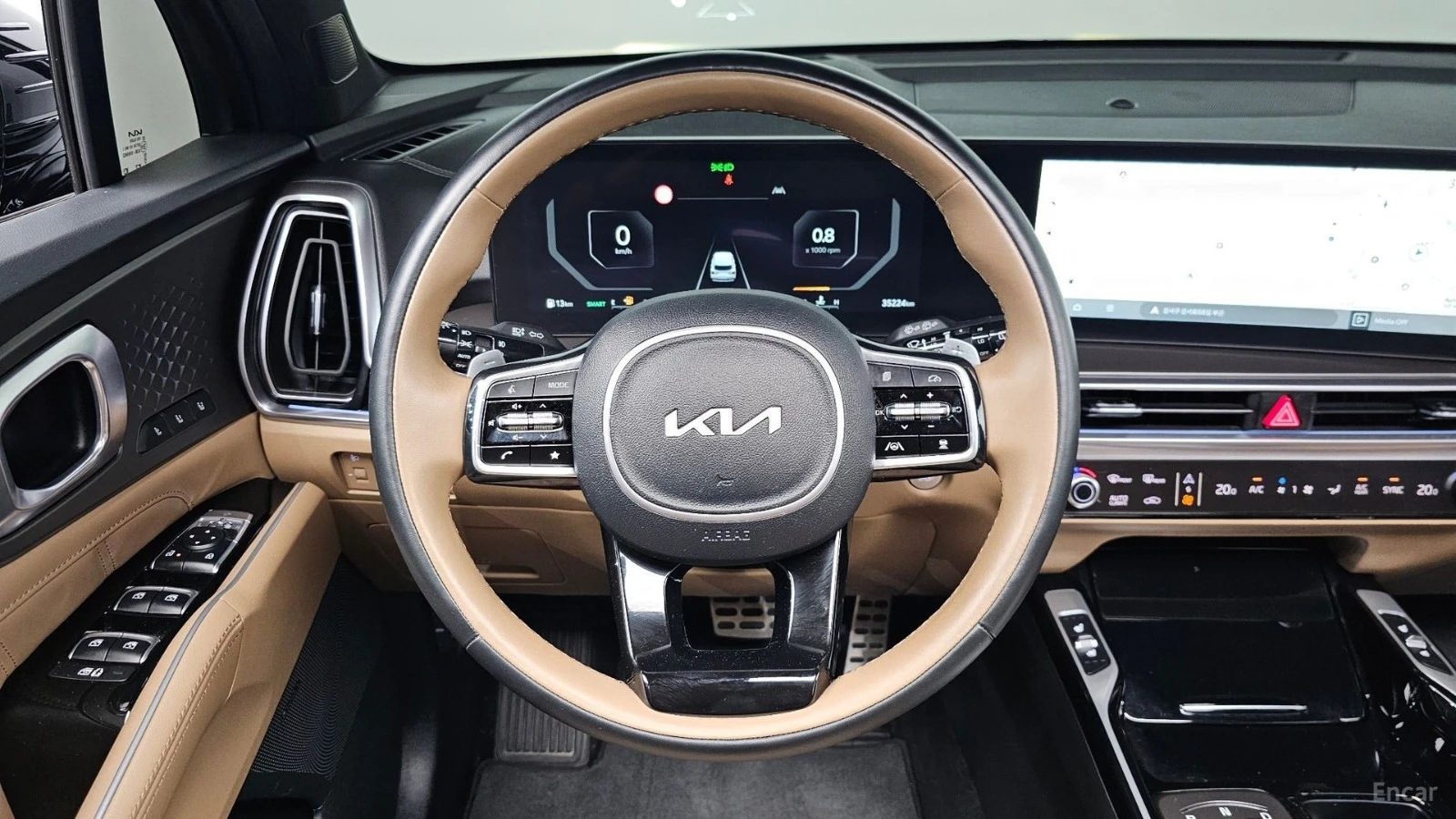 Kia Sorento GRAVITY 4WD FULL| 360| CAMS| VENTED| ACC| BLINDS, снимка 11 - Автомобили и джипове - 56119556