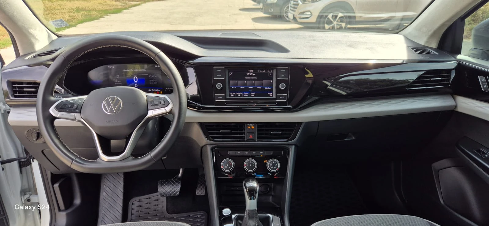 VW Taos S, снимка 10 - Автомобили и джипове - 56441378