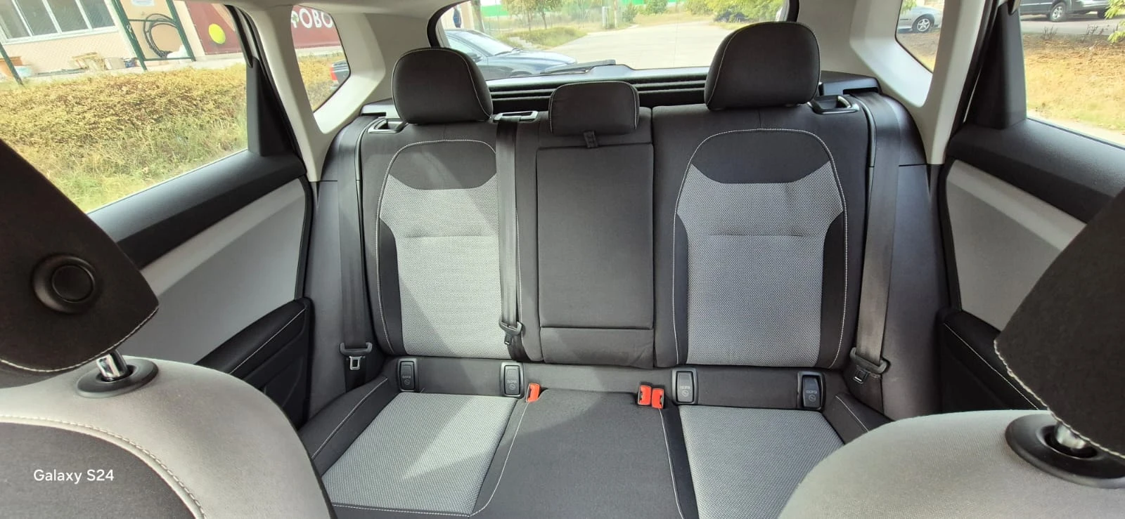 VW Taos S, снимка 12 - Автомобили и джипове - 56441378