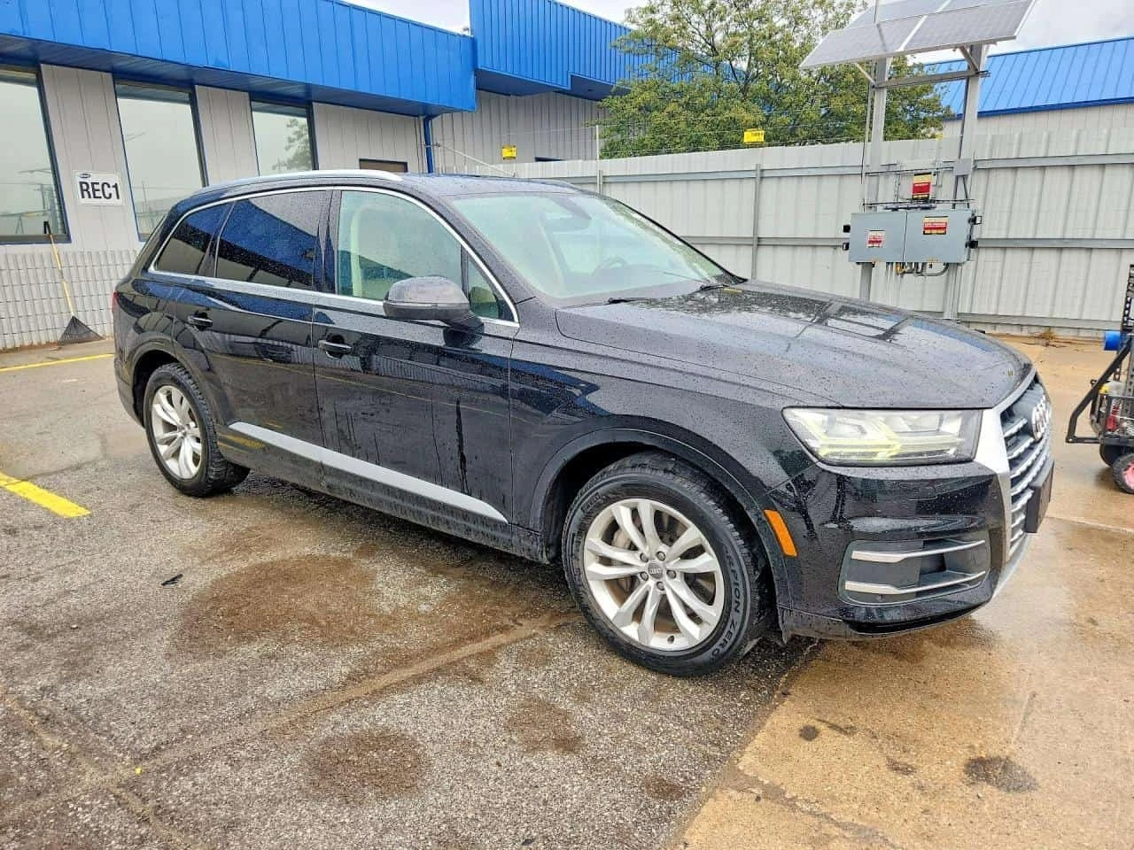 Audi Q7 quattro Premium Plus* CARFAX* ����� �� ����������� | Mobile.bg � ����������� 4