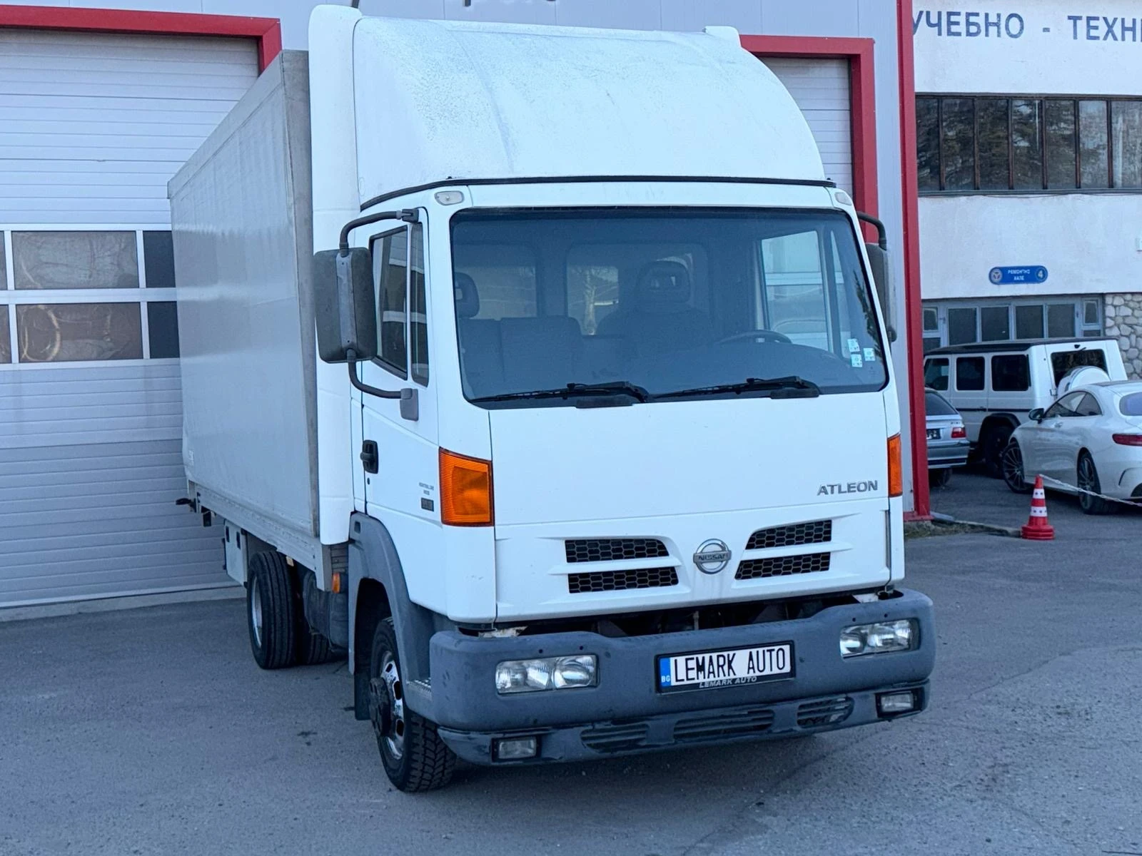 Nissan Atleon 3.0D БОРДОВИ ЛИЗИНГ!!!, снимка 3 - Камиони - 54005512