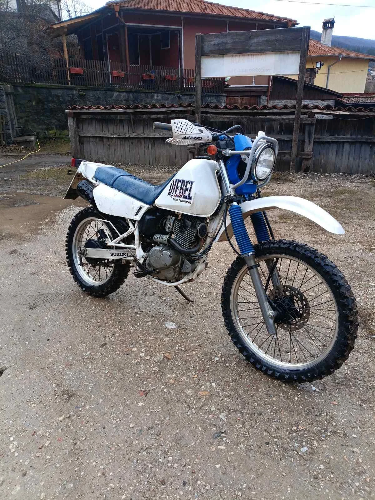 Suzuki Djebel, снимка 1