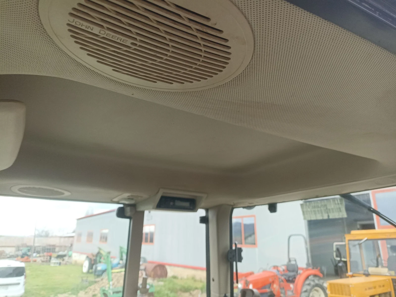 Трактор John Deere 6130М, снимка 13 - Селскостопанска техника - 54151059