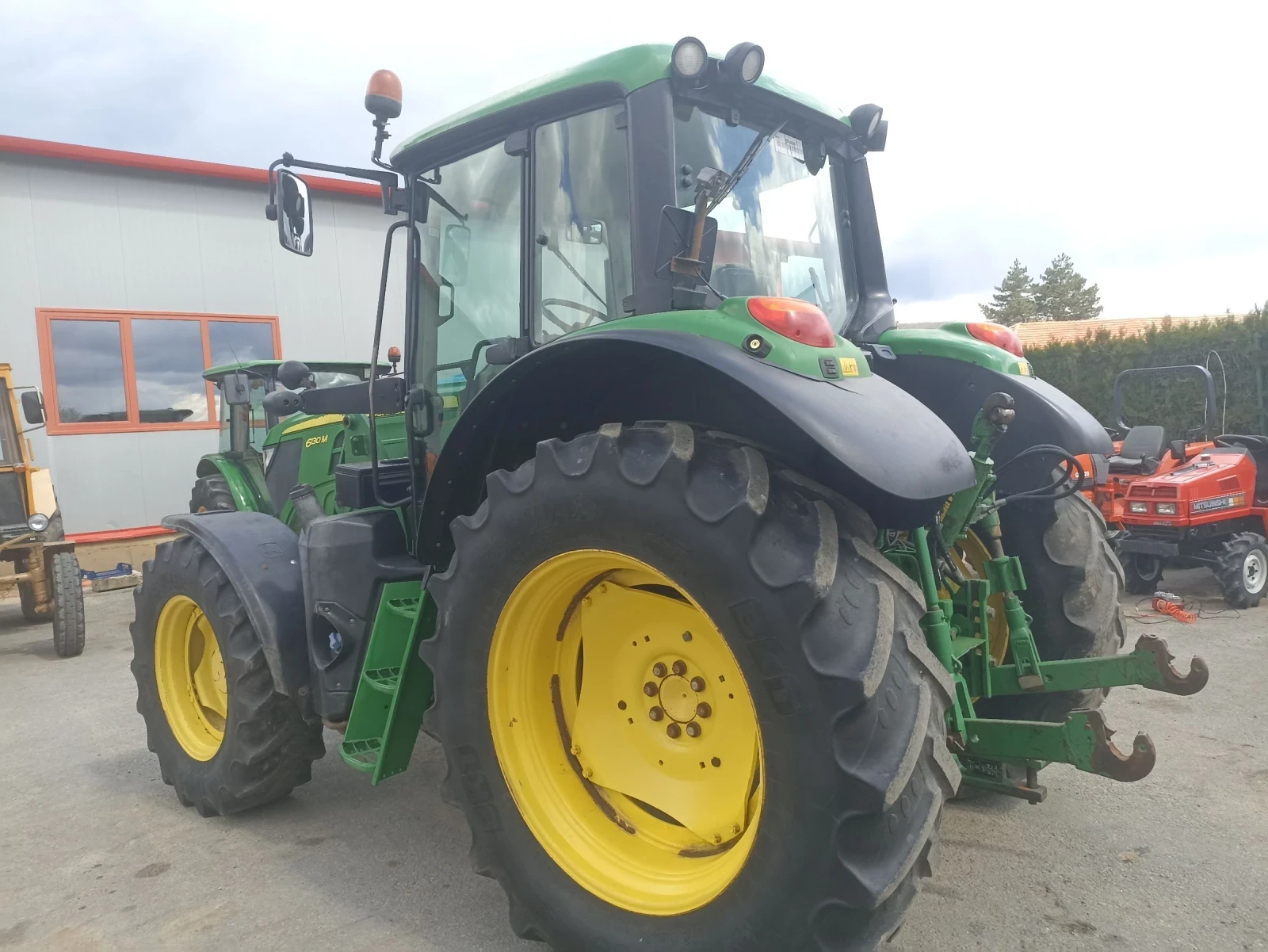 Трактор John Deere 6130М, снимка 16 - Селскостопанска техника - 54151059