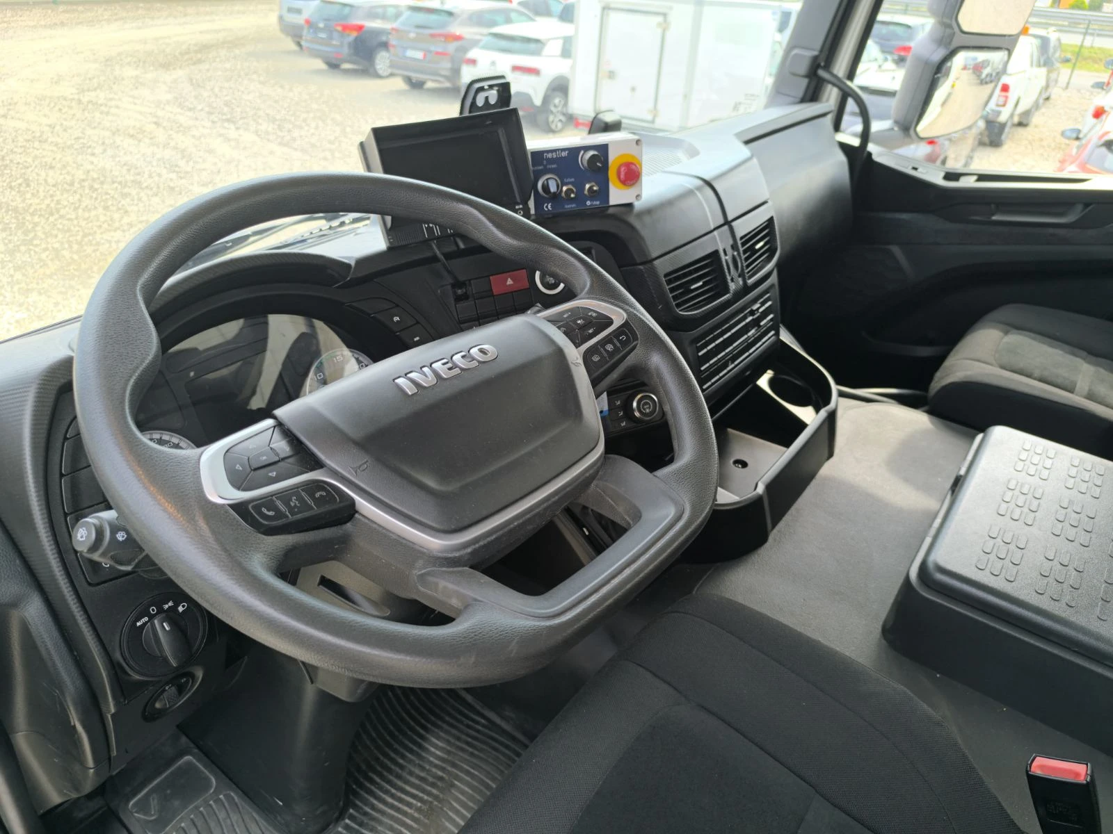 ����� ������ Iveco S-WAY 400 IMMER 10M3 | Mobile.bg � ����������� 9