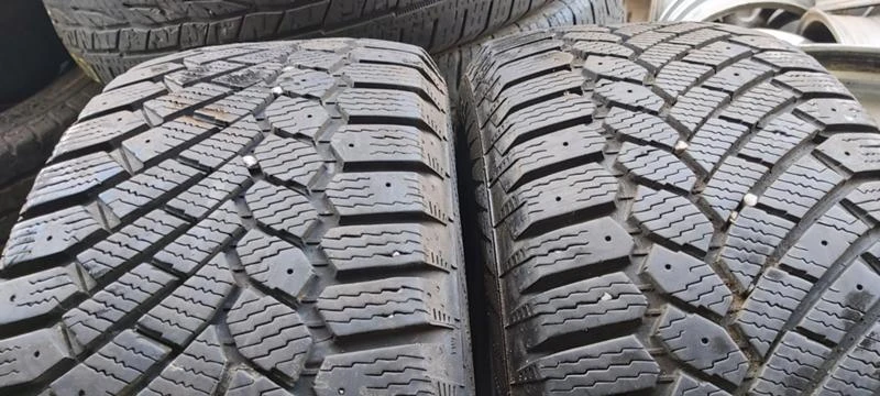 Гуми Зимни 215/60R16, снимка 3 - Гуми и джанти - 35607178