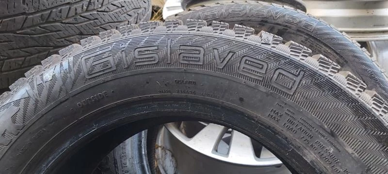 Гуми Зимни 215/60R16, снимка 6 - Гуми и джанти - 35607178