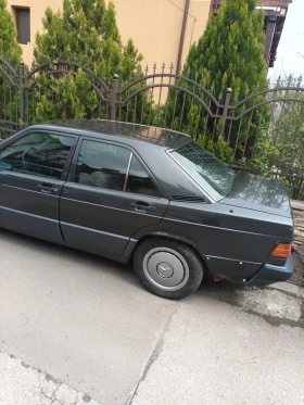 Mercedes-Benz 190, снимка 2