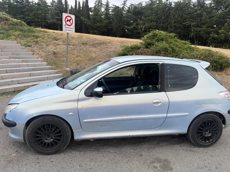 Peugeot 206, снимка 2 - Автомобили и джипове - 48031198