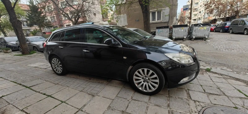 Opel Insignia, снимка 11 - Автомобили и джипове - 45680206