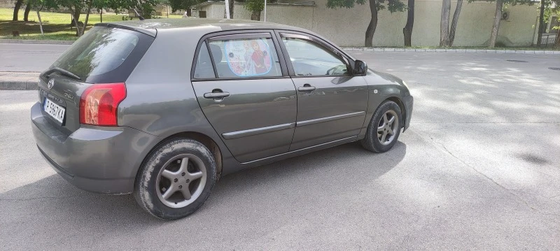 Toyota Corolla 2.0D4D Facelift, снимка 4 - Автомобили и джипове - 47466889