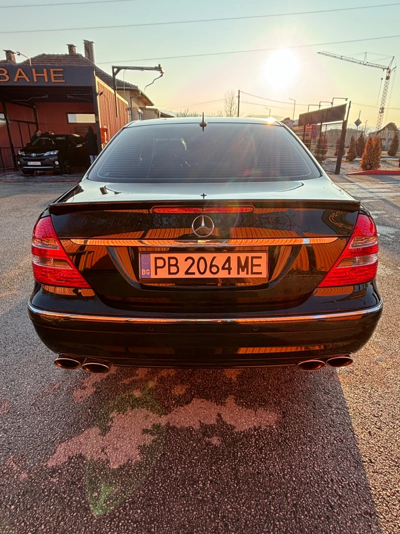 Mercedes-Benz E 500 AMG PACK, снимка 1 - Автомобили и джипове - 48494685