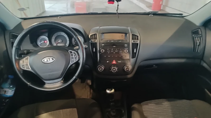 Kia Ceed, снимка 6 - Автомобили и джипове - 49050782