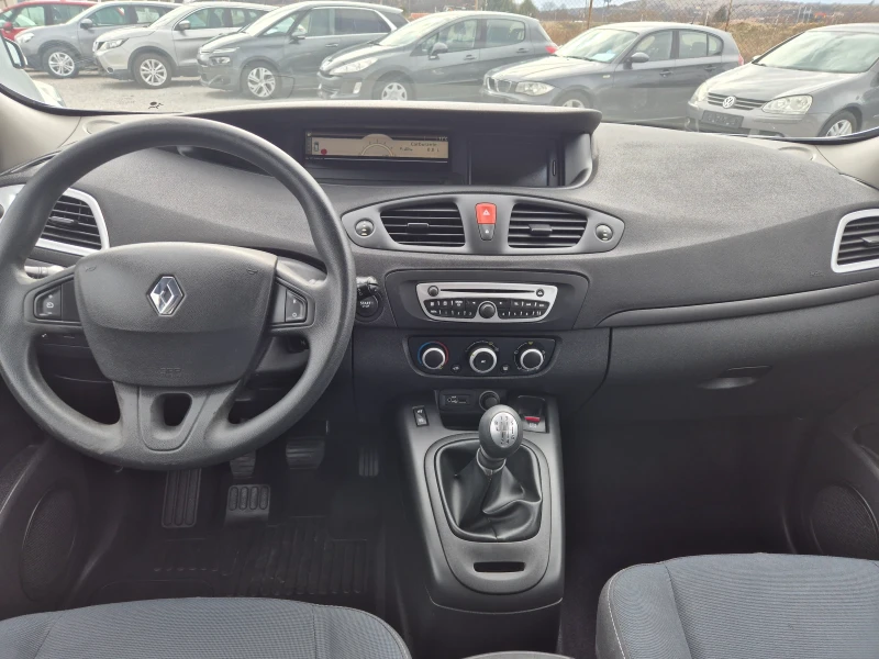 Renault Scenic 1.5 DCI x-mode, снимка 11 - Автомобили и джипове - 49321076