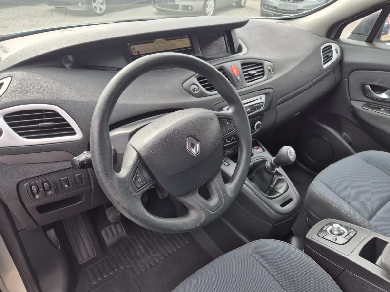 Renault Scenic 1.5 DCI x-mode, снимка 13 - Автомобили и джипове - 49321076