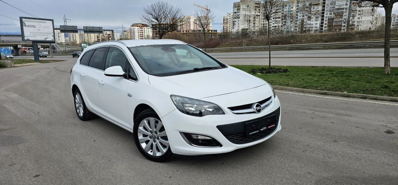 Opel Astra 1.7 Sport Tourer, снимка 3 - Автомобили и джипове - 49554463